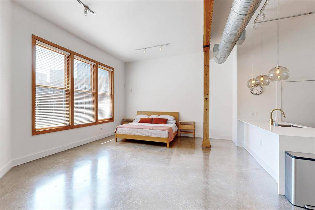 2502 Live Oak Street #217, Dallas, TX 75204