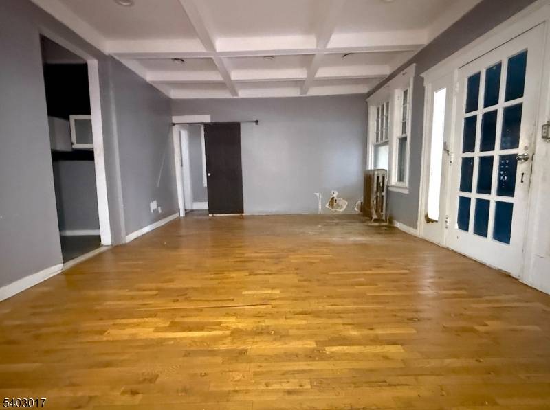 66 Scheerer Ave, Newark City, NJ 07112