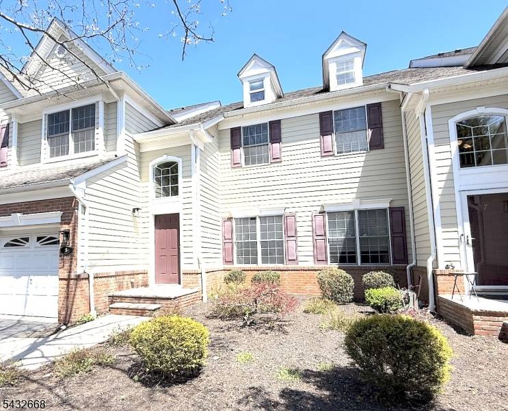 5 Magnolia Ln, Cedar Grove Twp., NJ 07009