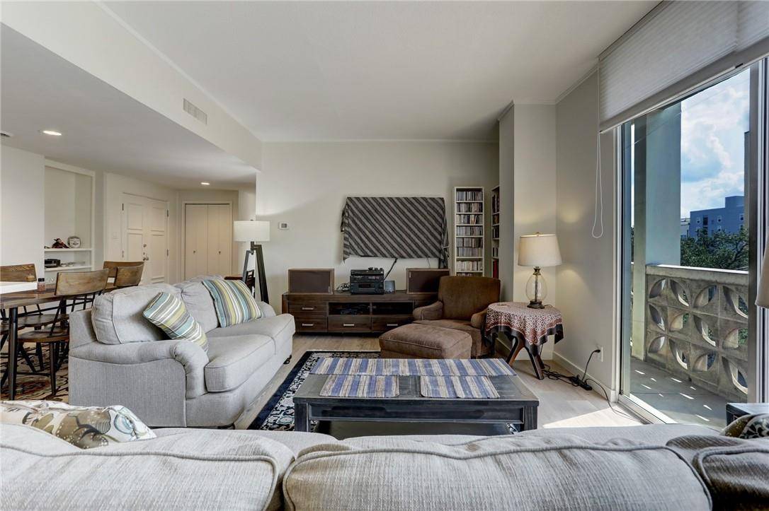 1801 Lavaca ST #3L, Austin, TX 78701