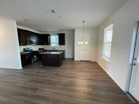 525 Senca PARK, Leander, TX 78641