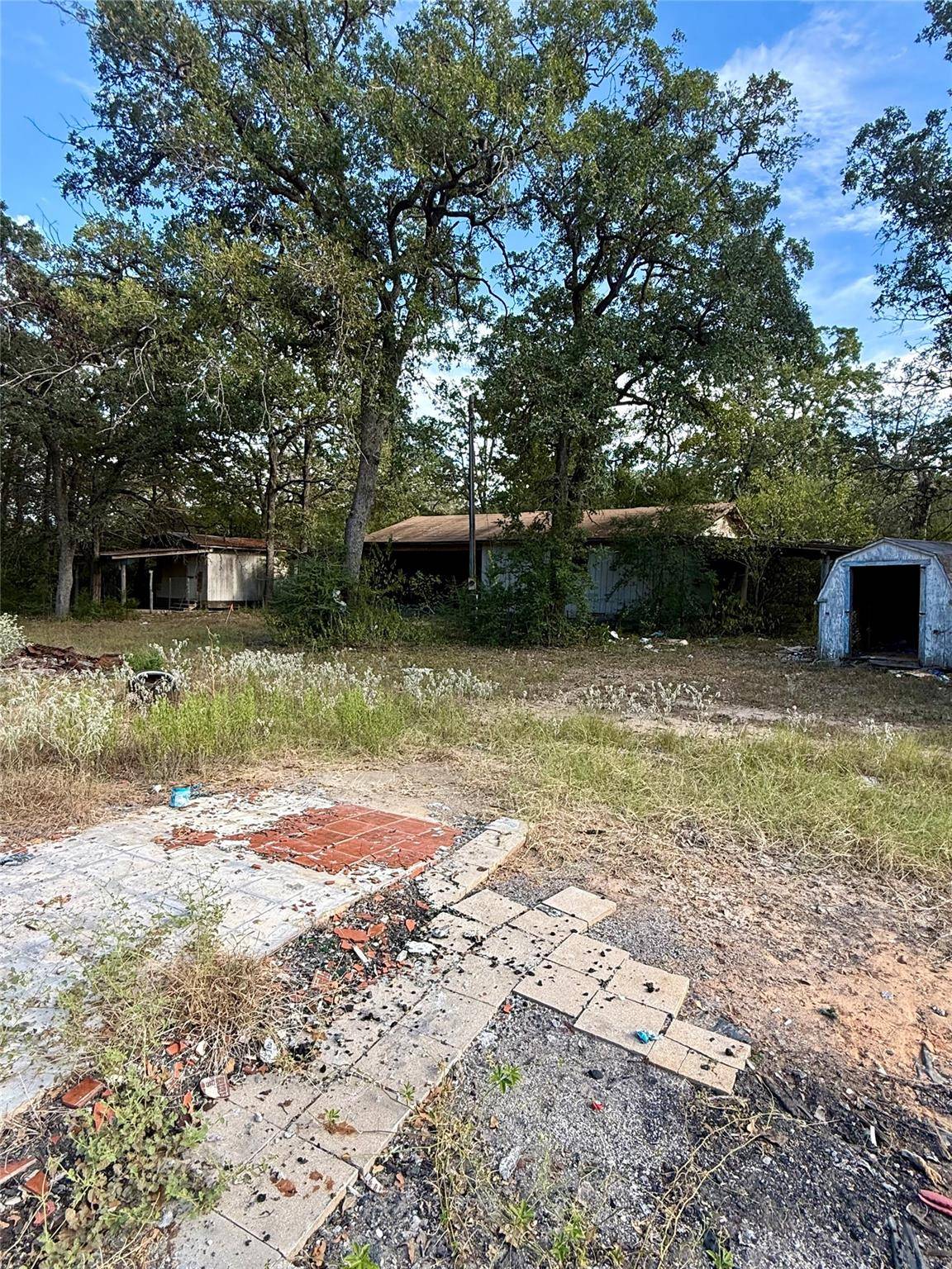 314 Green Oaks DR #Lot 14-B, Bastrop, TX 78602