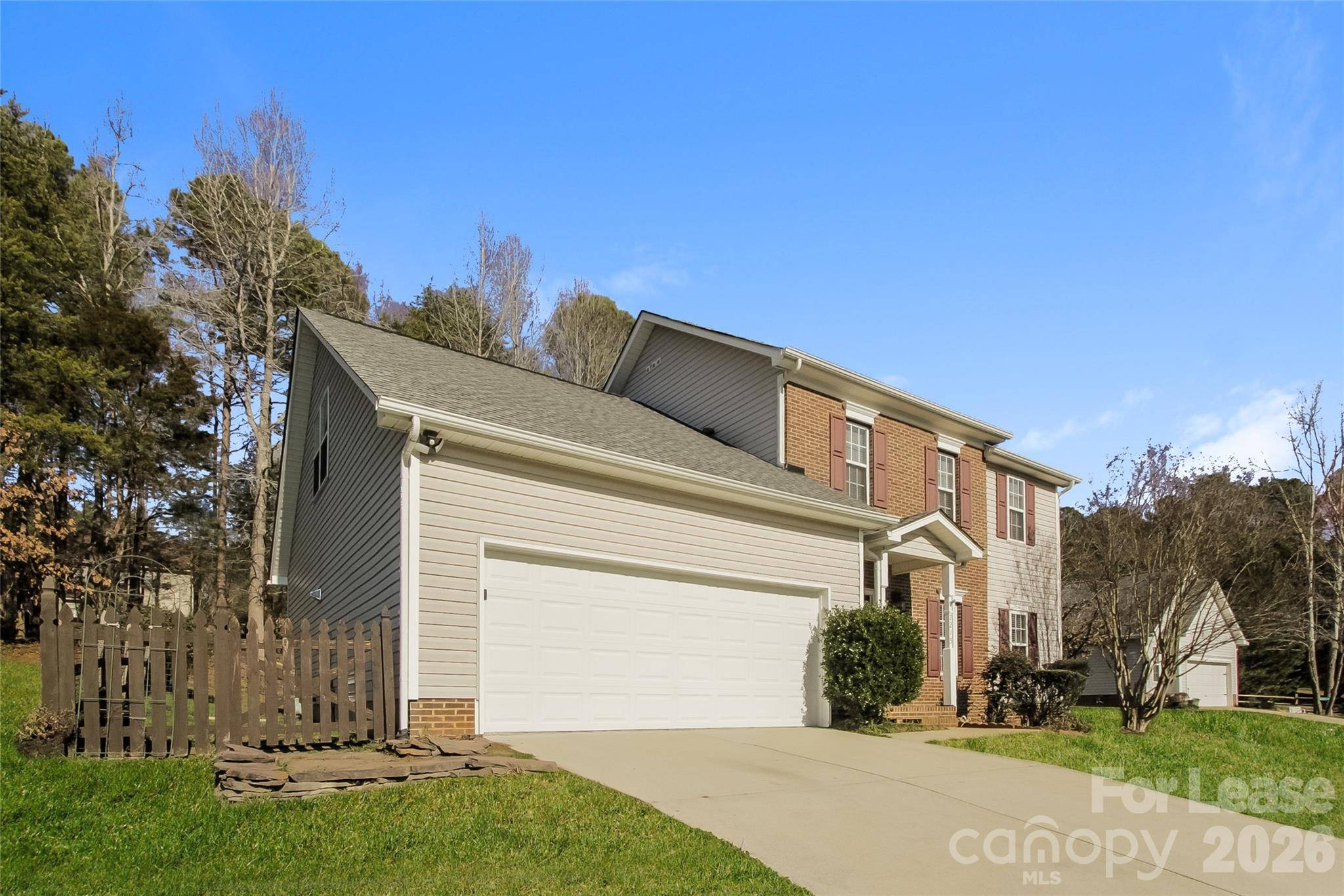 7215 Duchamp DR, Charlotte, NC 28215