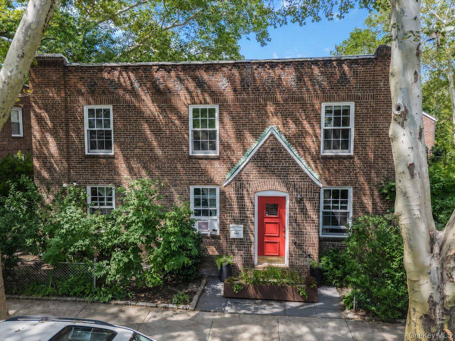 3904 49th ST, Sunnyside, NY 11104