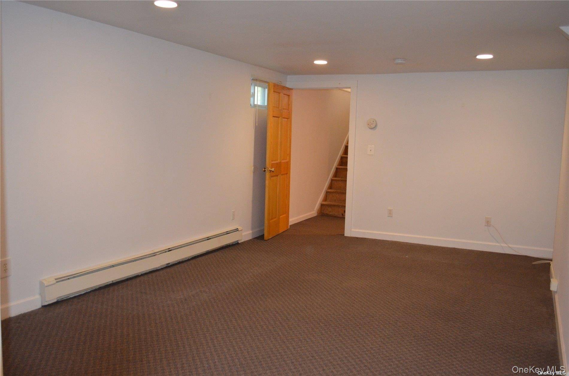 203 Parkside AVE, Miller Place, NY 11764