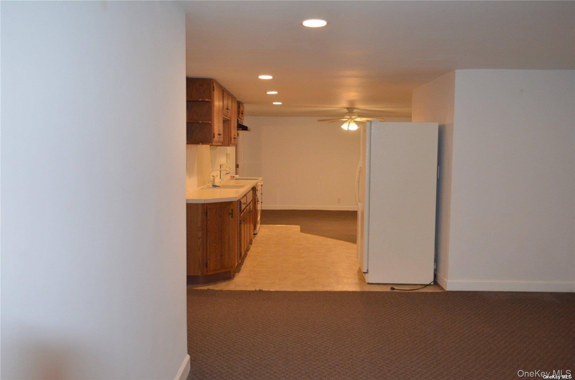 203 Parkside AVE, Miller Place, NY 11764