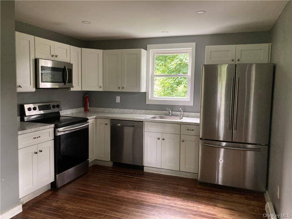 29 Jones RD #2, Warwick, NY 10990