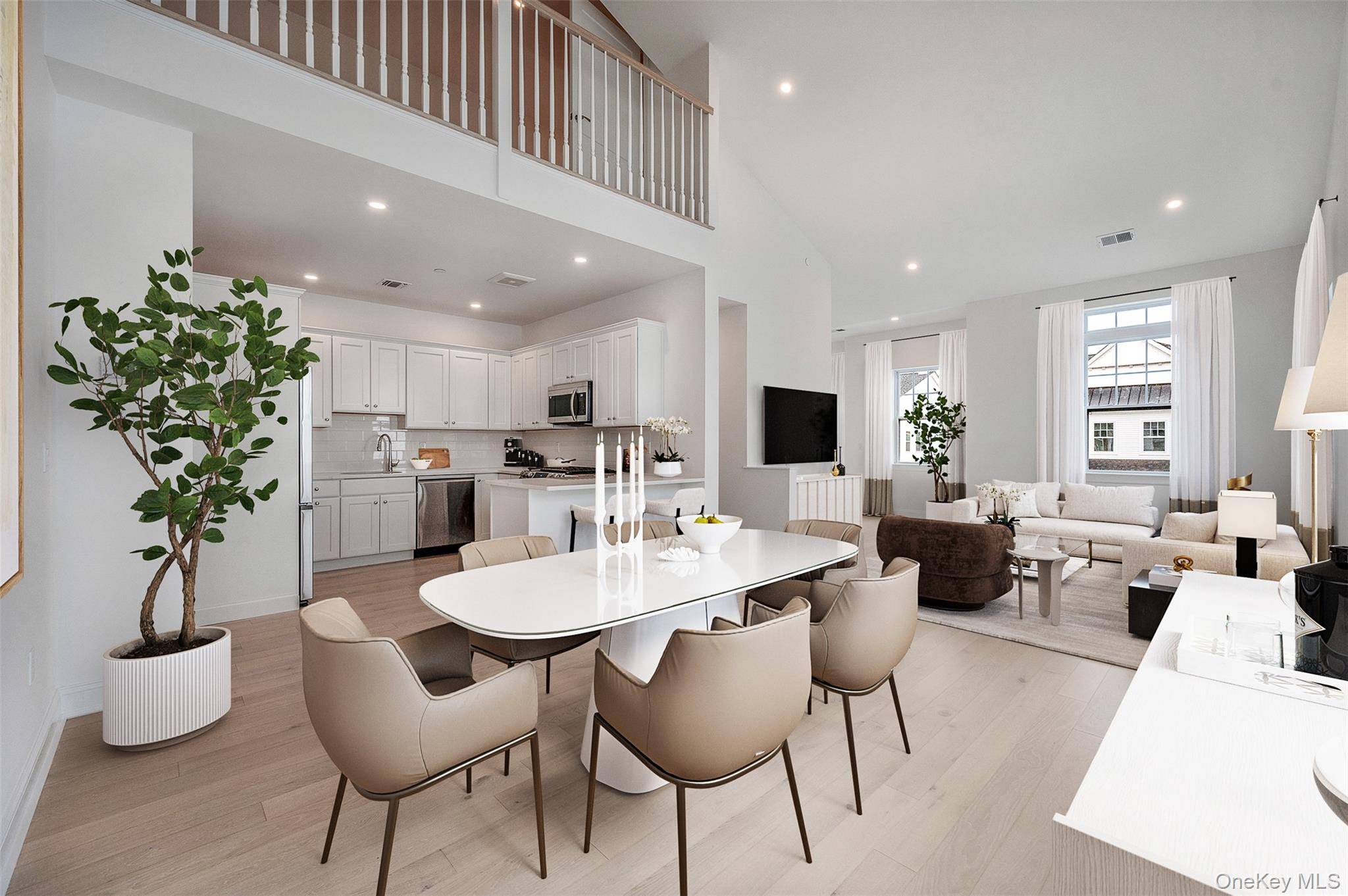 40 August CIR #40, East Northport, NY 11731