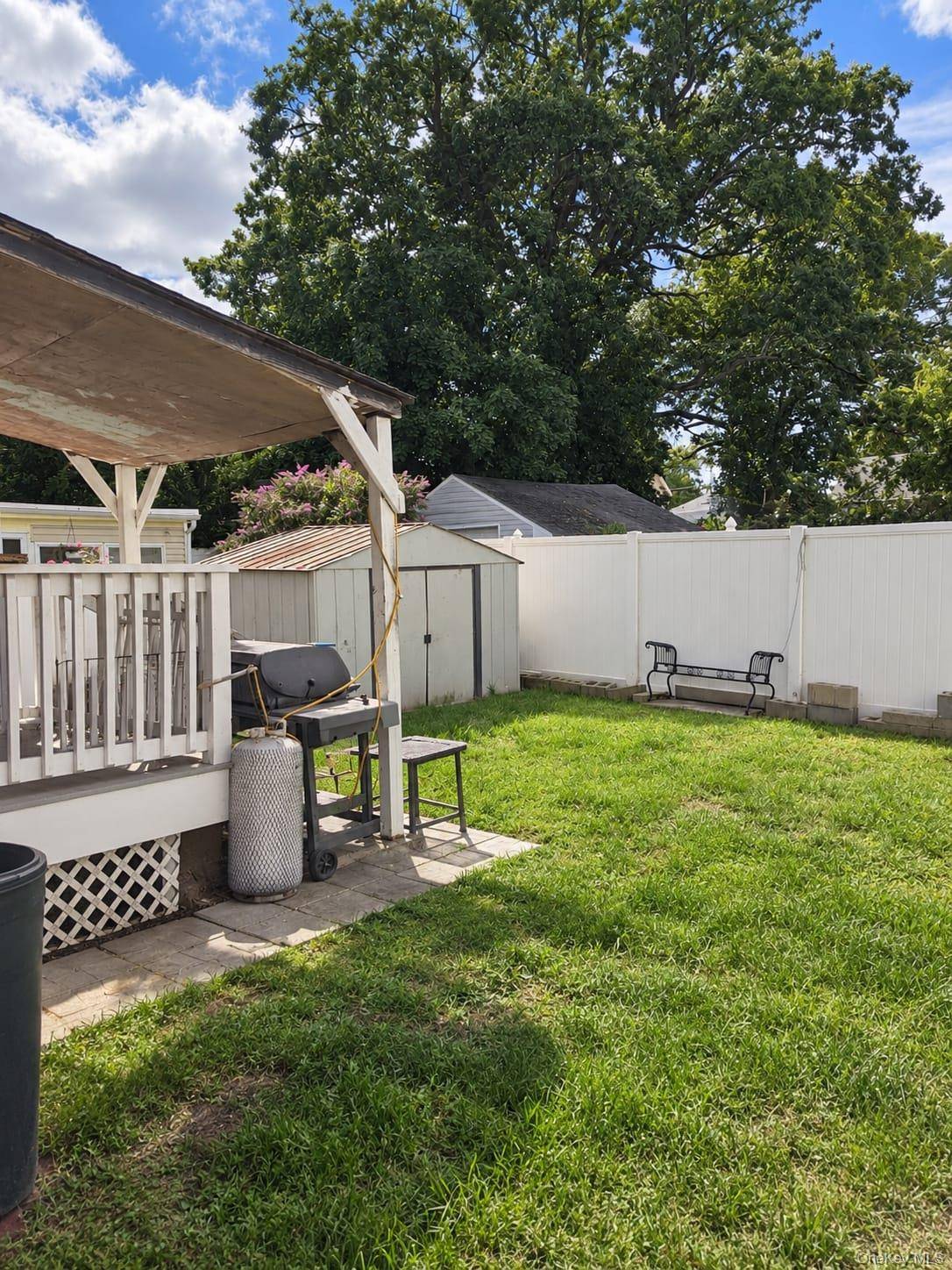 291 Clinton AVE, Cedarhurst, NY 11516