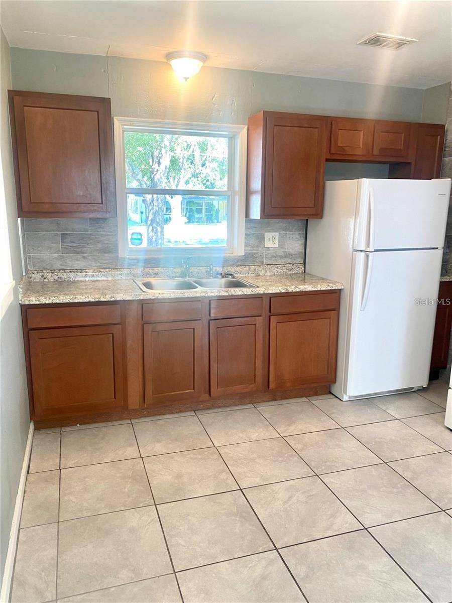 721 S CLYDE AVE S, Kissimmee, FL 34741