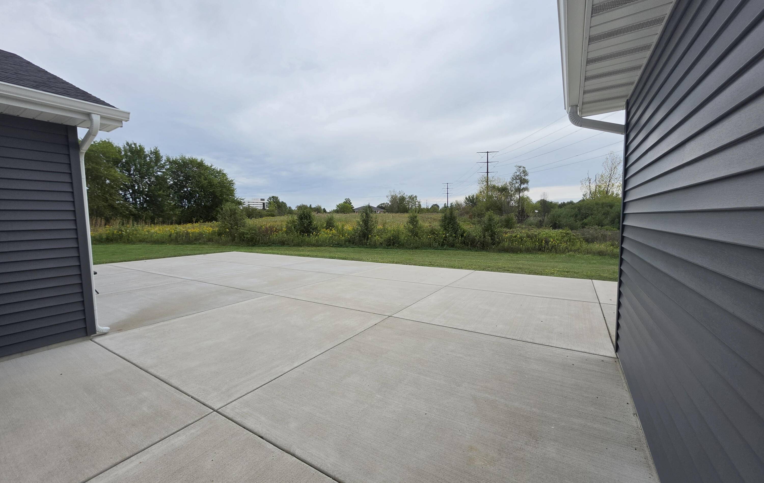 8645 Madison Street, Merrillville, IN 46410