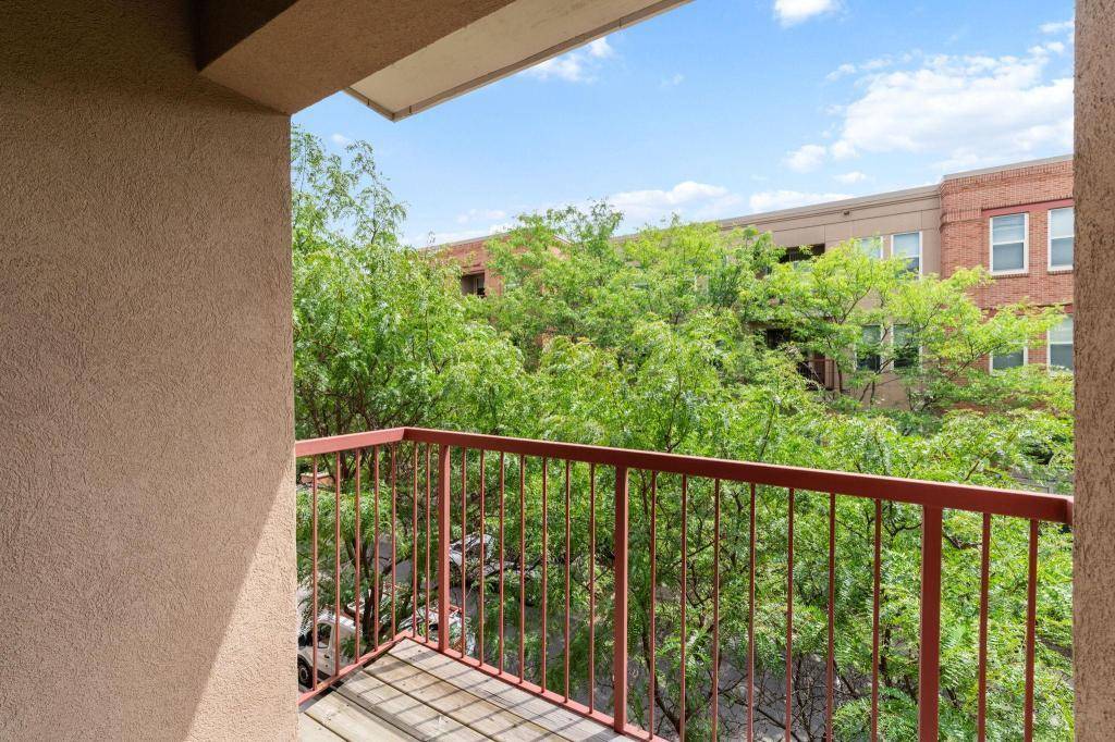 660 N 2nd St #301, Minneapolis, MN 55401