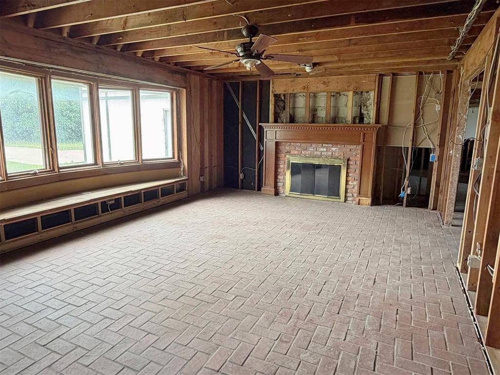 5885 S Canadian RD, Hinton, OK 73047