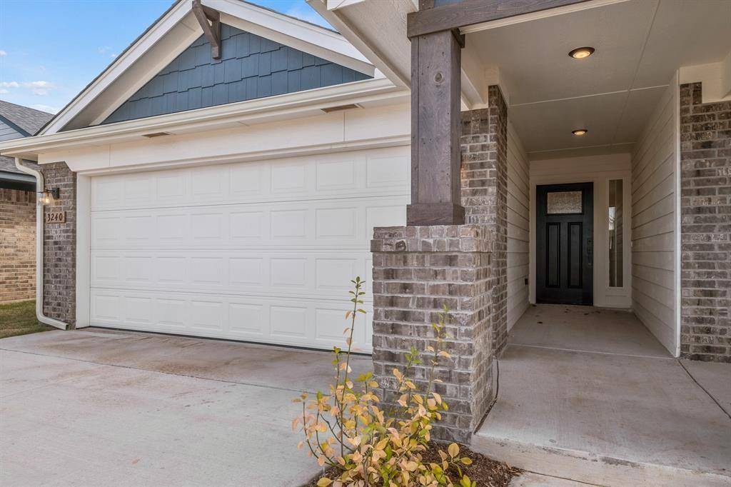 3240 Pagoda Pead DR, Yukon, OK 73099