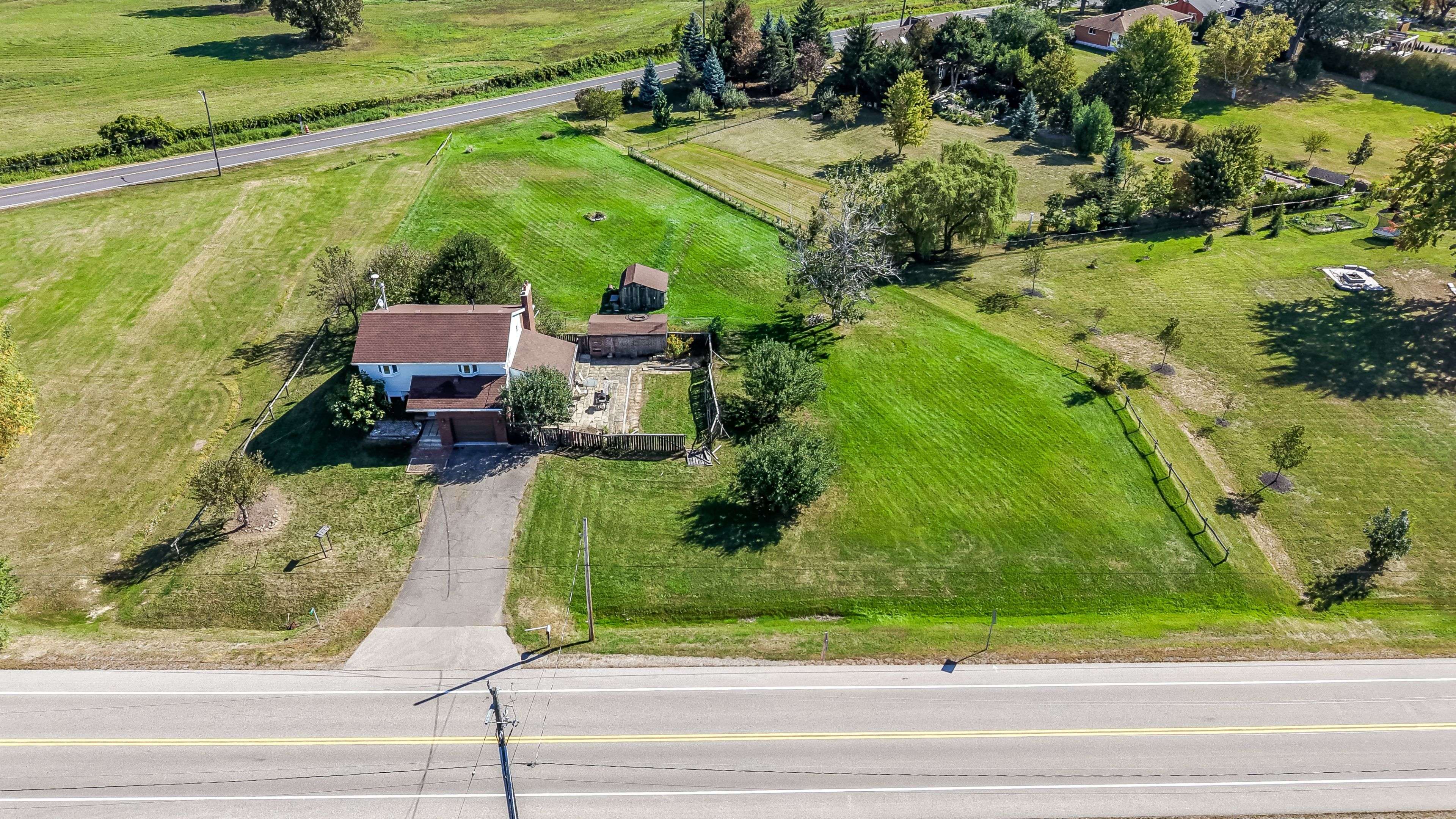 1619 Snake RD, Burlington, ON L7P 4Y9