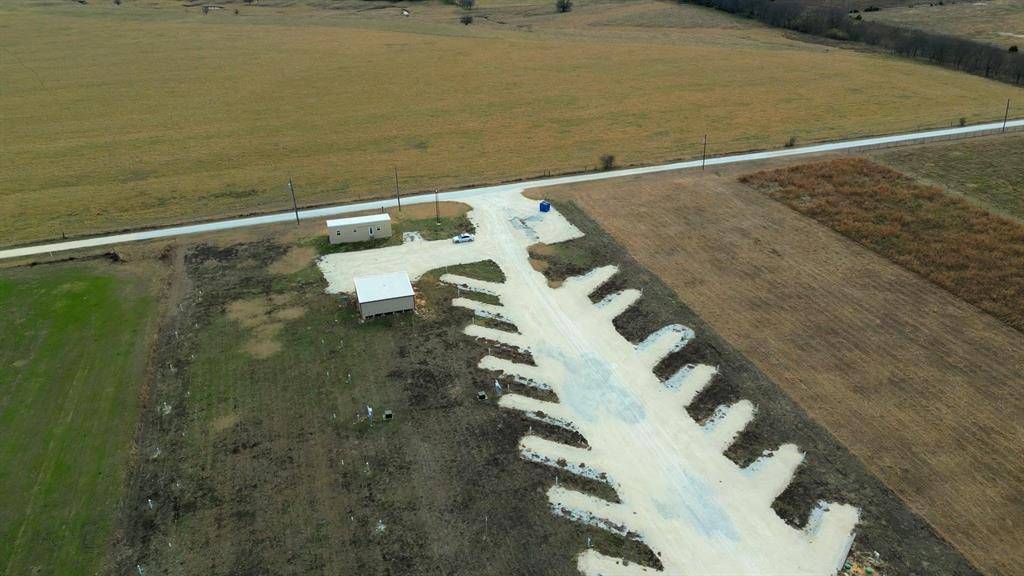 125 HCR 4415, Grandview, TX 76050