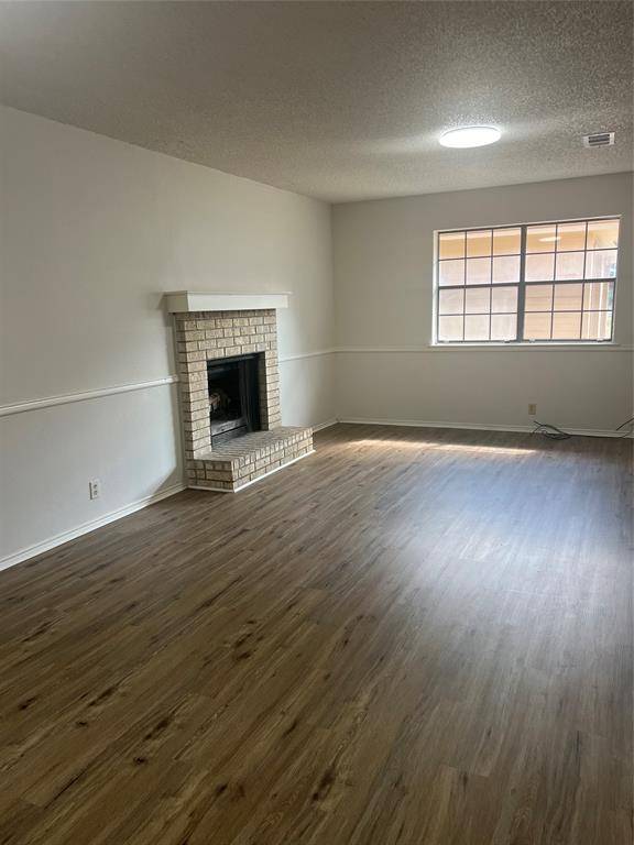 221 Highland Avenue, Waxahachie, TX 75165