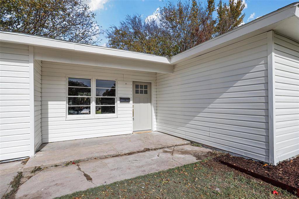 5832 Tracyne Drive, Westworth Village, TX 76114