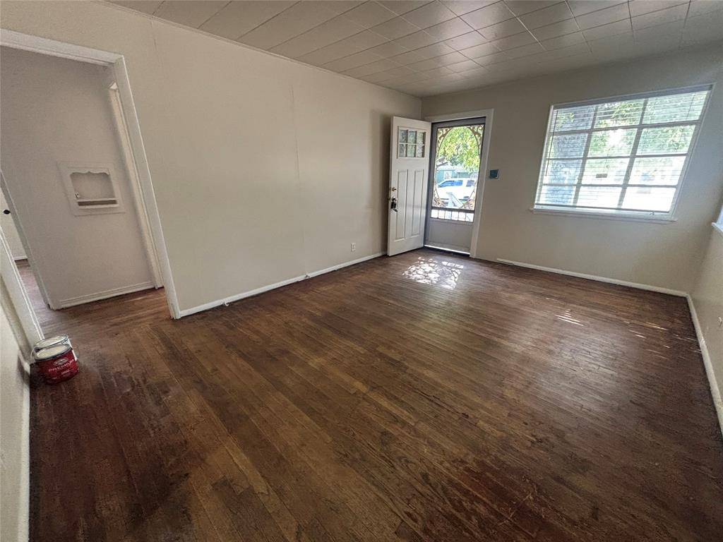 4116 Lisbon Street, Fort Worth, TX 76107