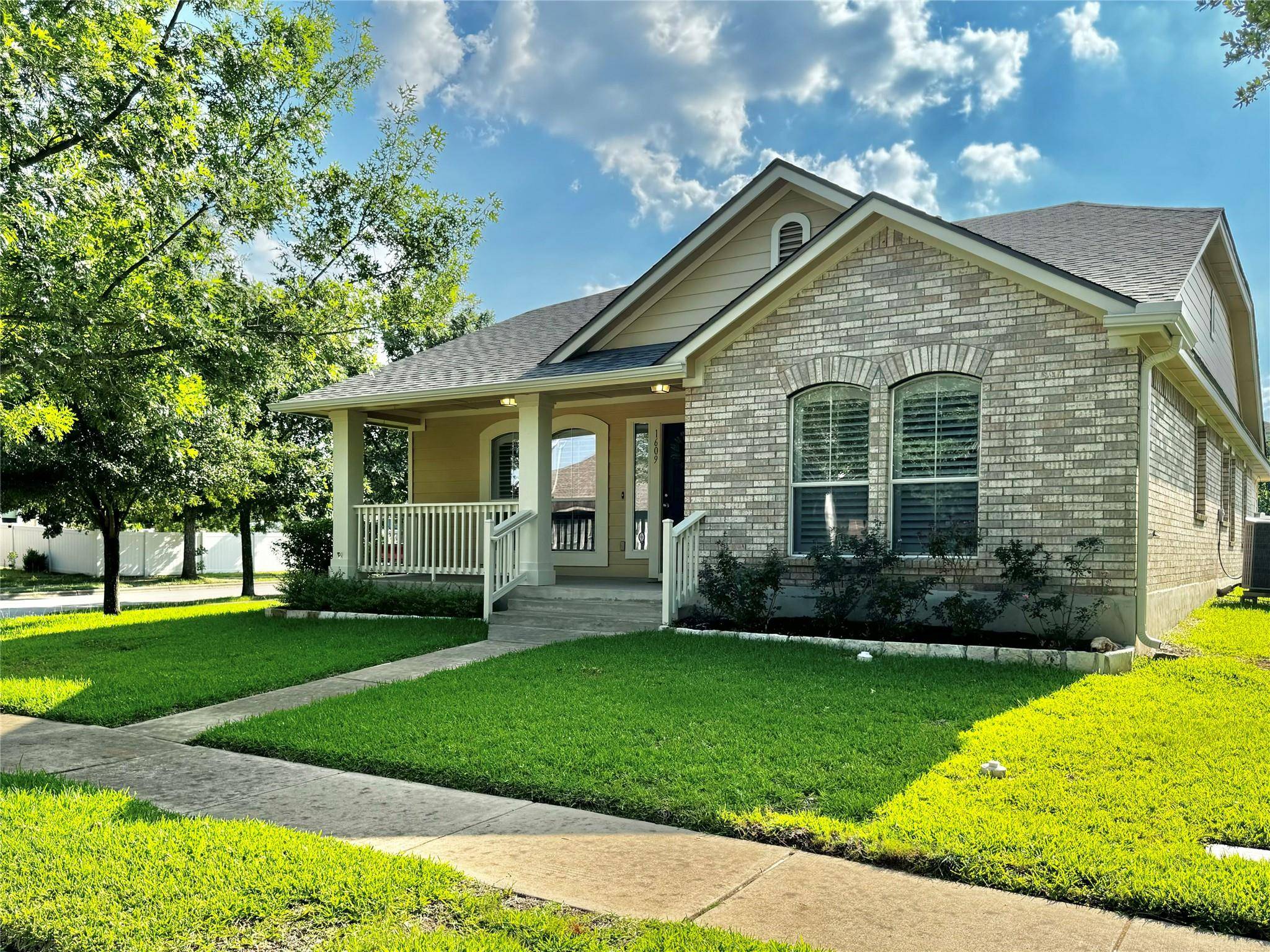 1609 Colorado Bend DR, Cedar Park, TX 78613