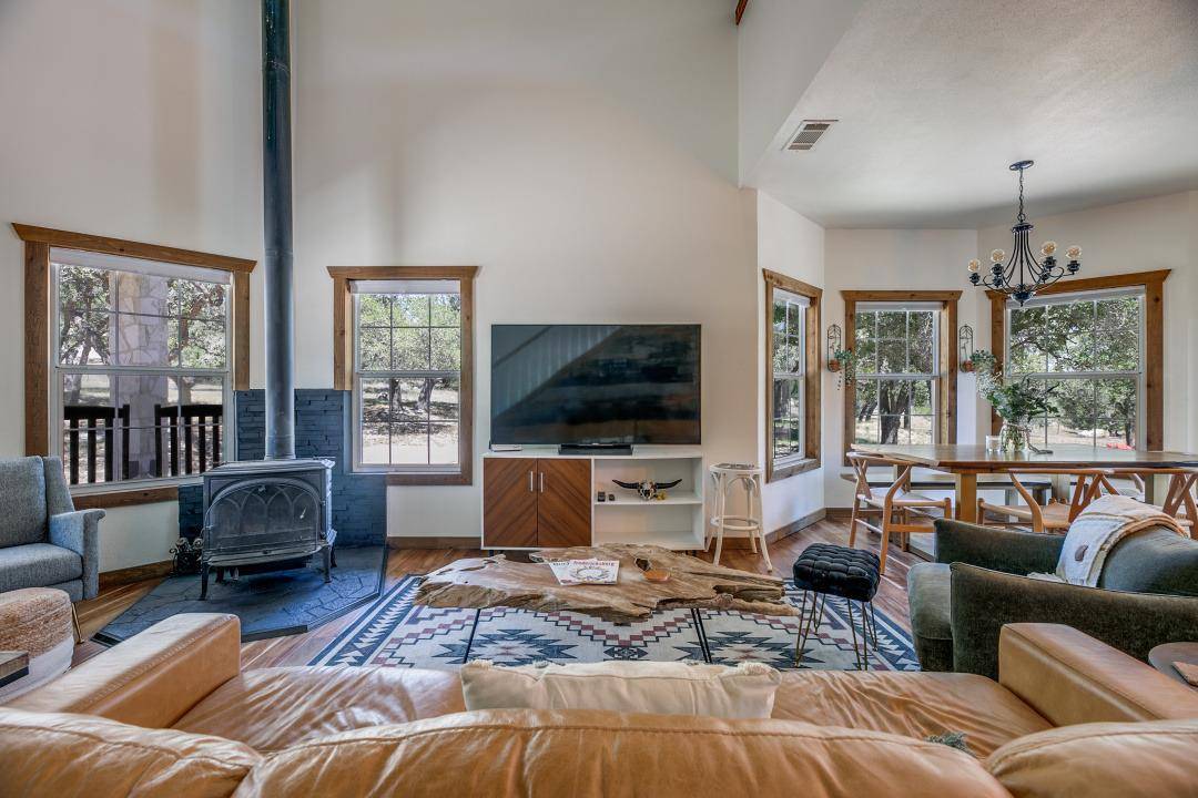 3498 Grape Creek RD, Fredericksburg, TX 78624