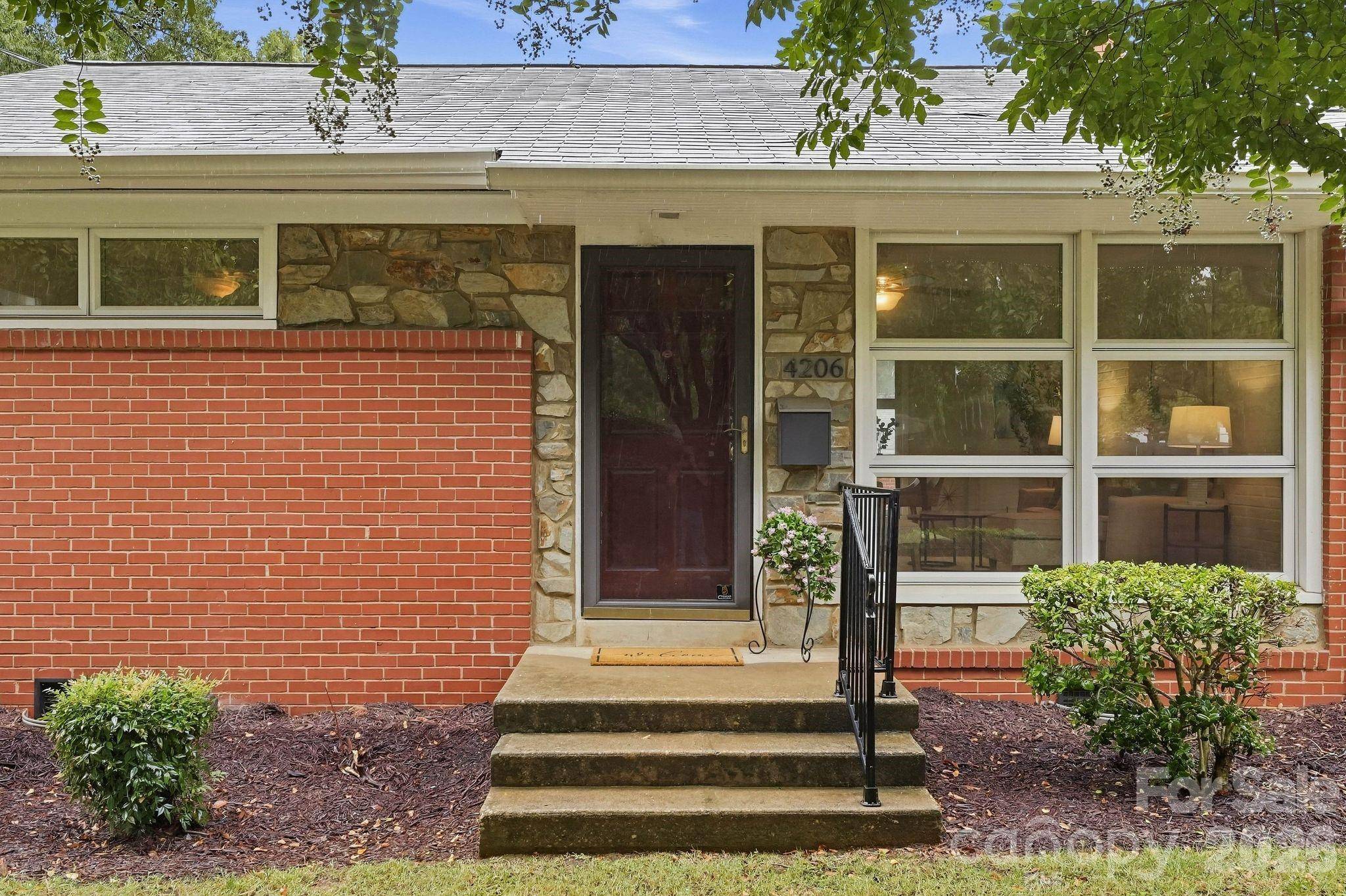 4206 Randolph RD, Charlotte, NC 28211