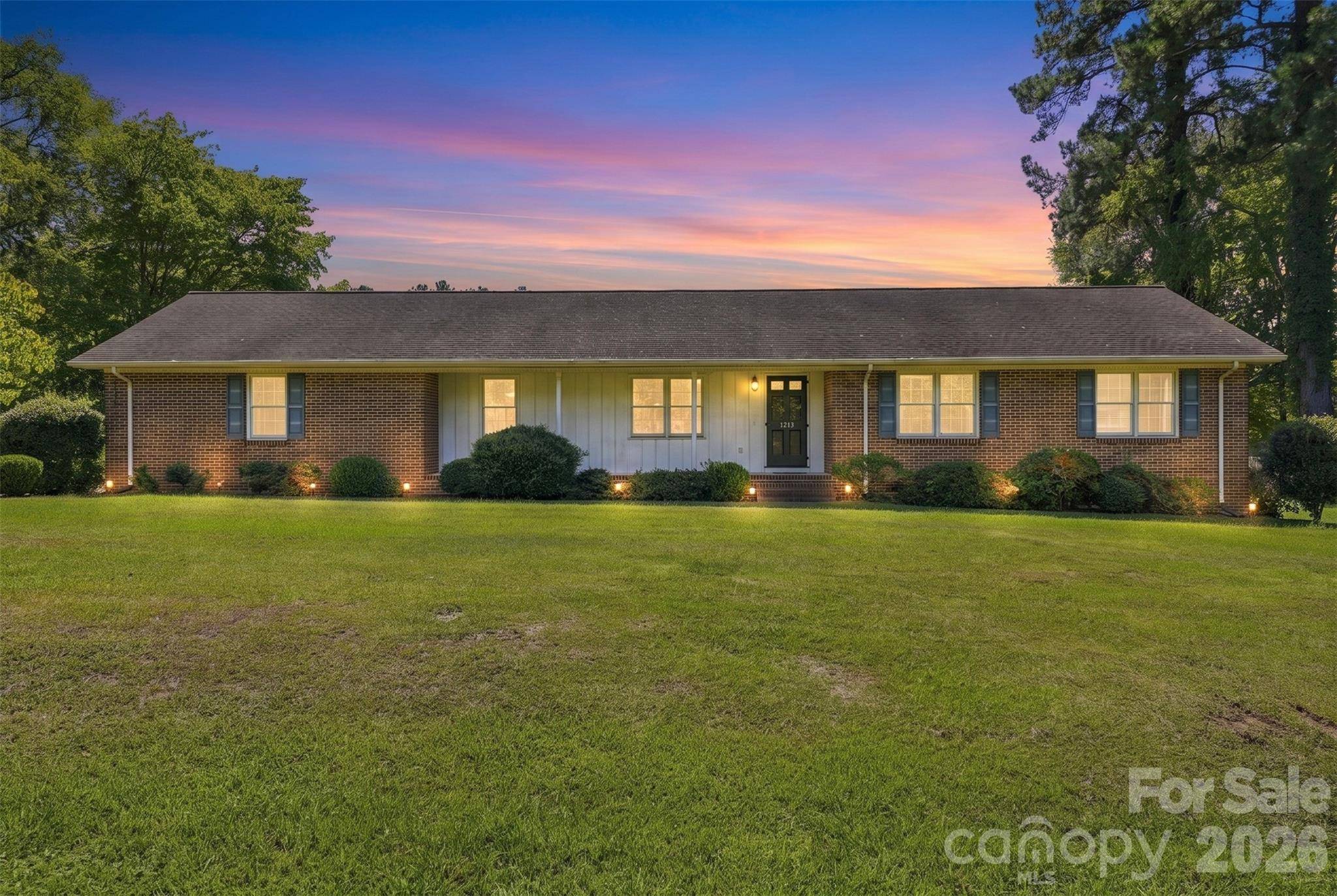 1213 Hawthorne RD, Lancaster, SC 29720