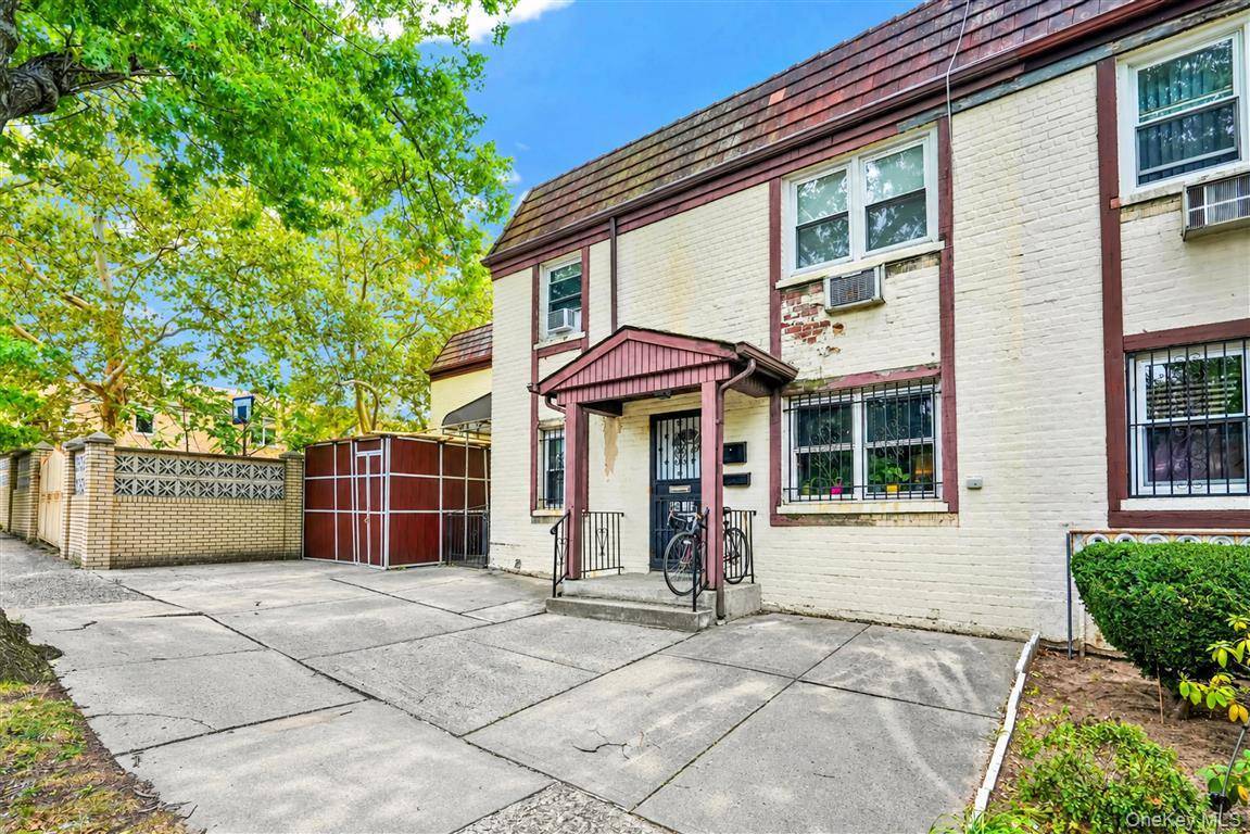 64-16 110th ST, Forest Hills, NY 11375