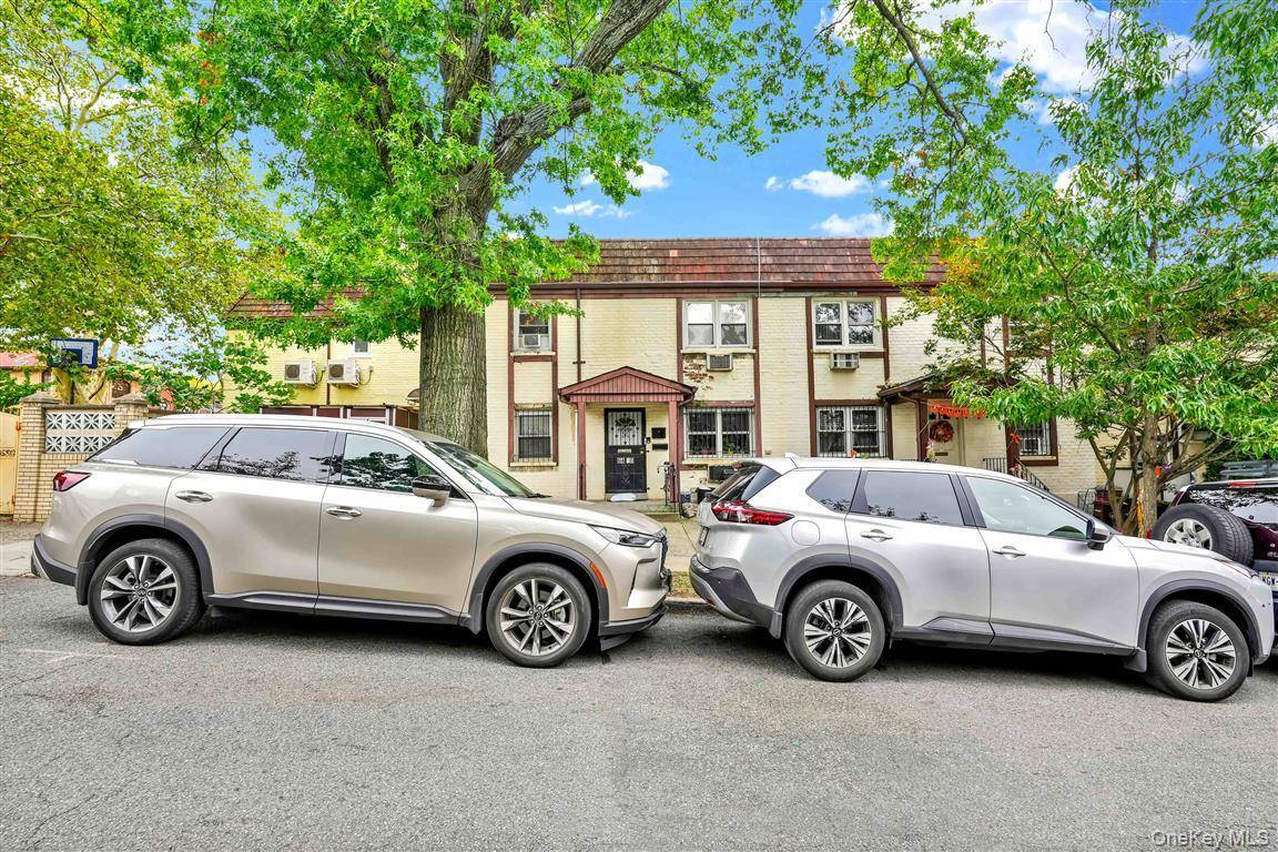 64-16 110th ST, Forest Hills, NY 11375