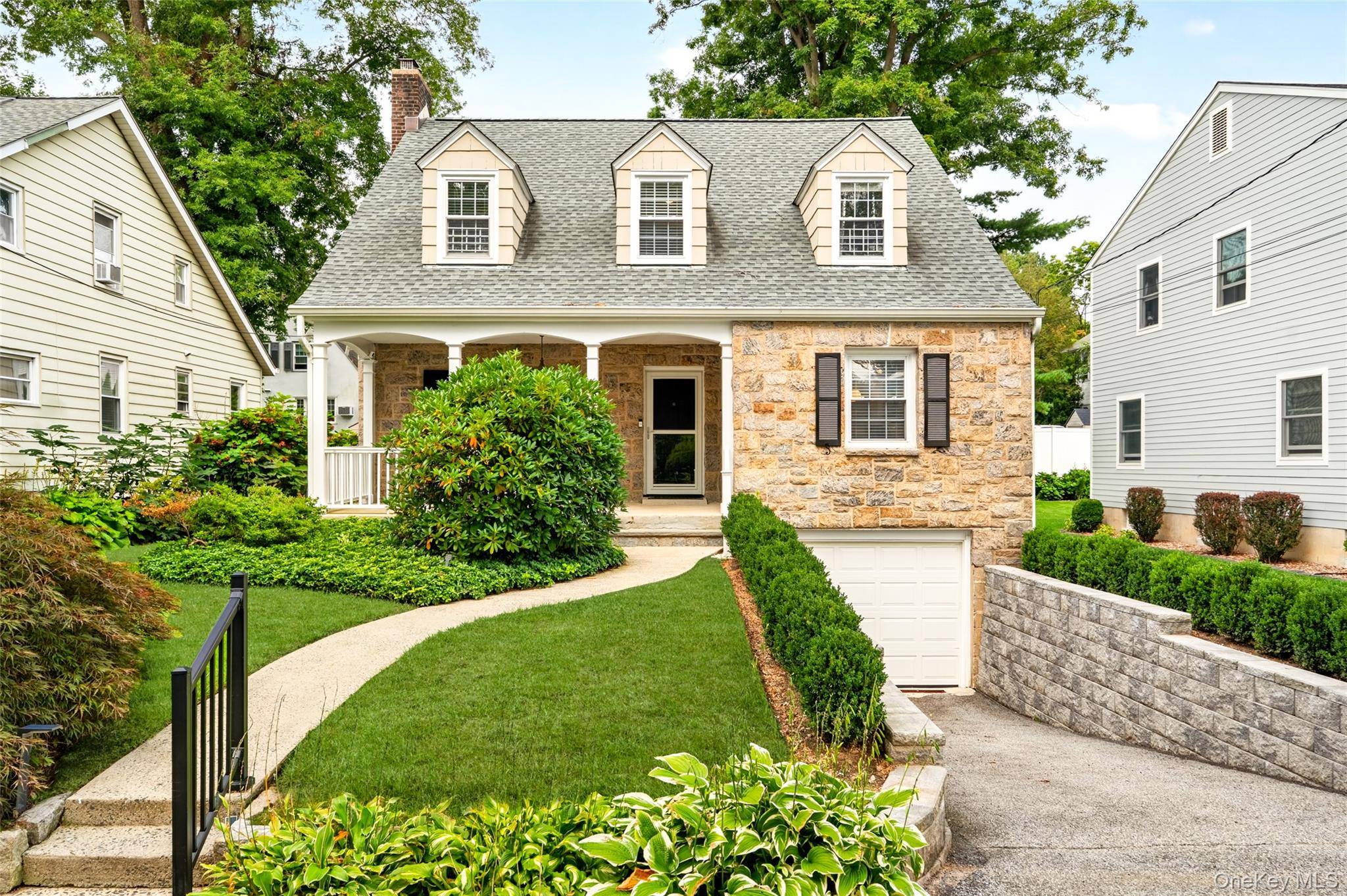 34 Smith AVE, White Plains, NY 10605