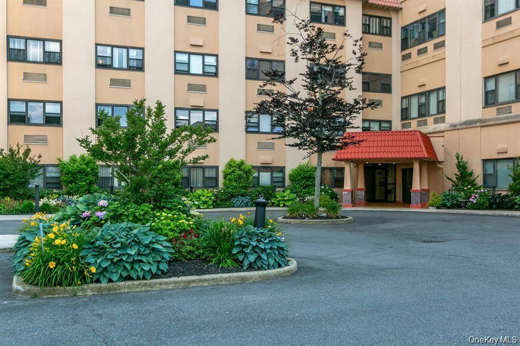 185 W Park AVE #116, Long Beach, NY 11561