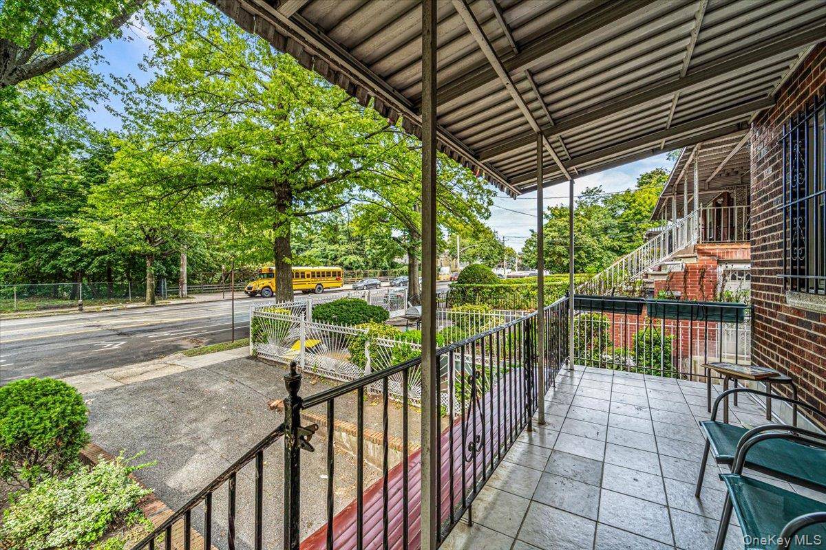 3118 Eastchester RD, Bronx, NY 10469
