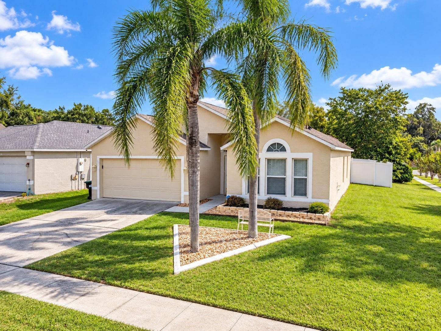 1645 STEFAN COLE LN, Apopka, FL 32703