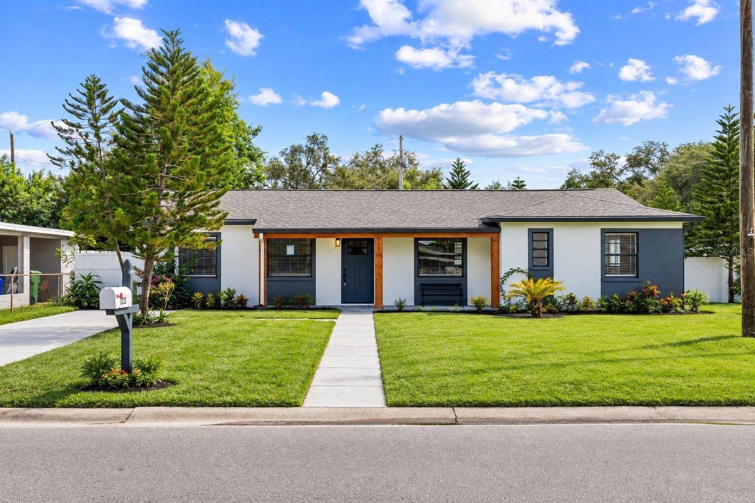 4232 W BAY VIEW AVE, Tampa, FL 33611