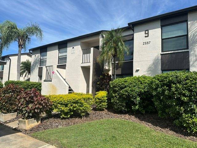 2597 COUNTRYSIDE BLVD #211, Clearwater, FL 33761