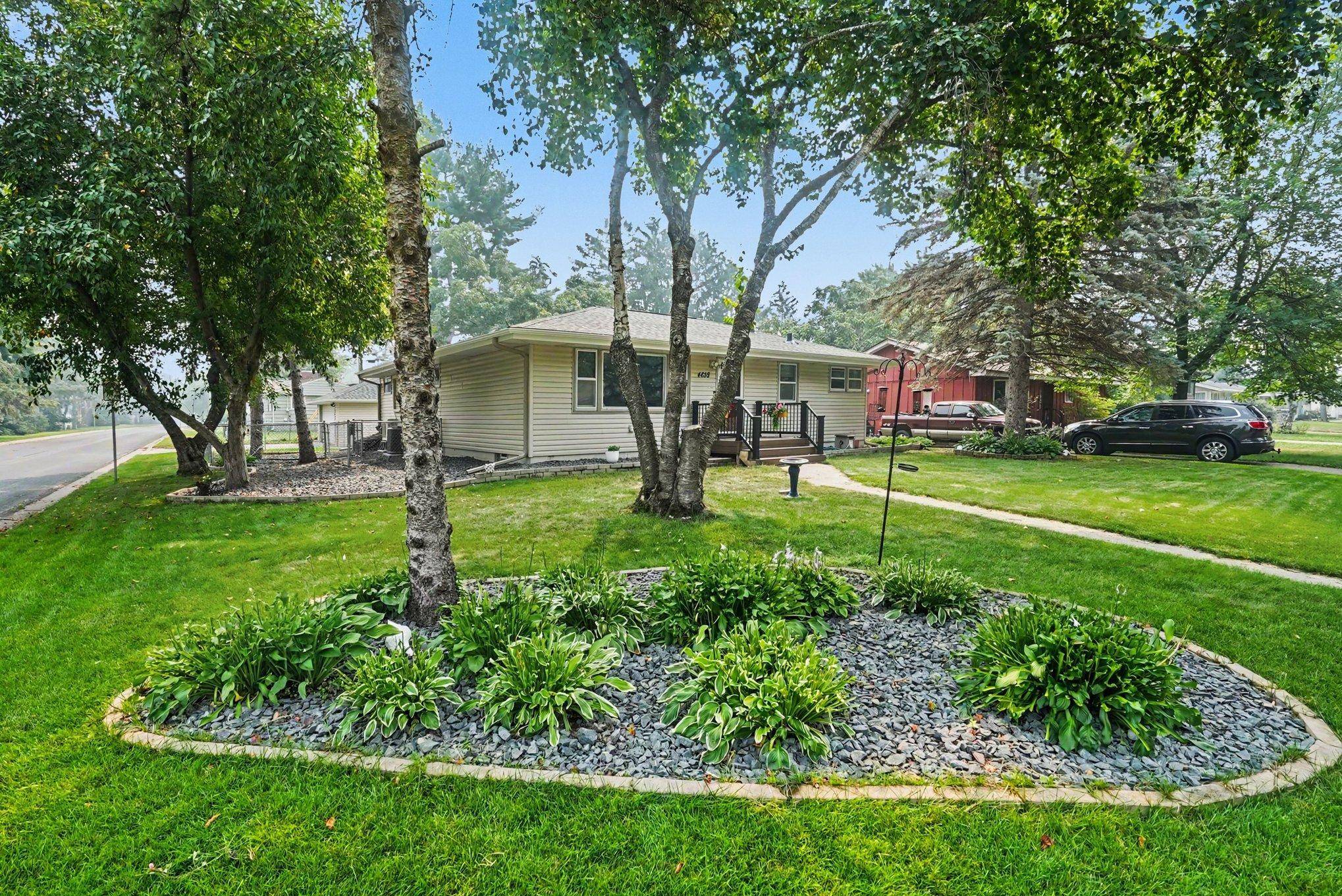 4858 Carolyn LN, White Bear Lake, MN 55110