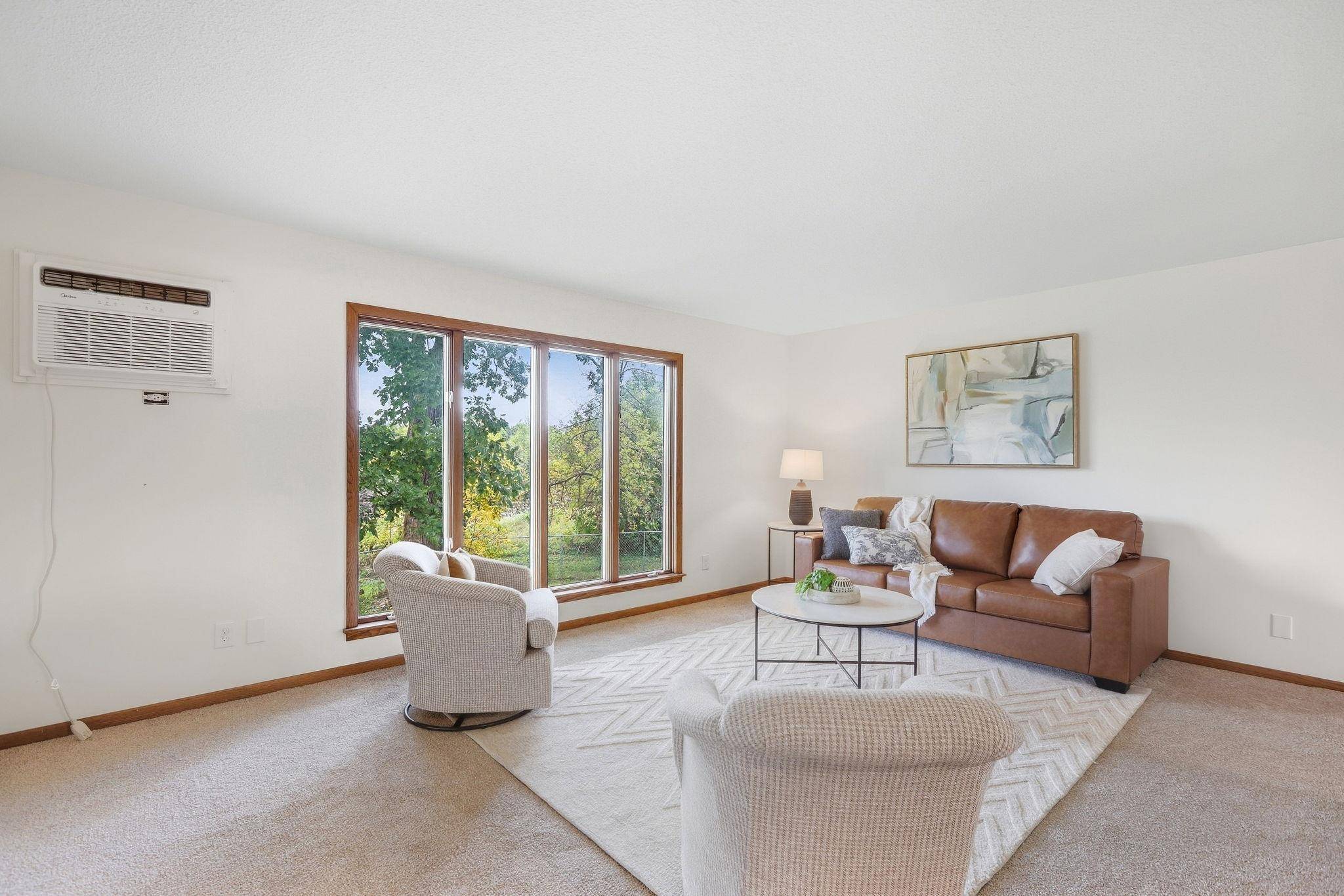 10225 Jersey AVE, Chaska, MN 55318