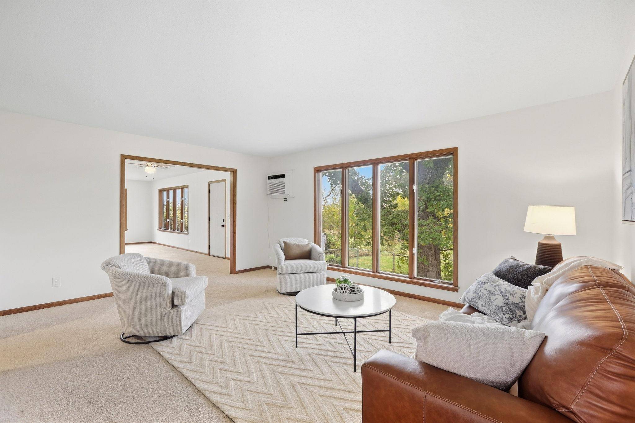 10225 Jersey AVE, Chaska, MN 55318