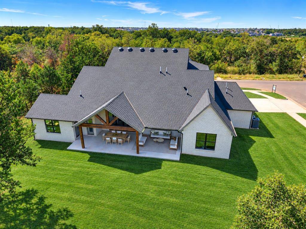 2236 Twister TRL, Edmond, OK 73034