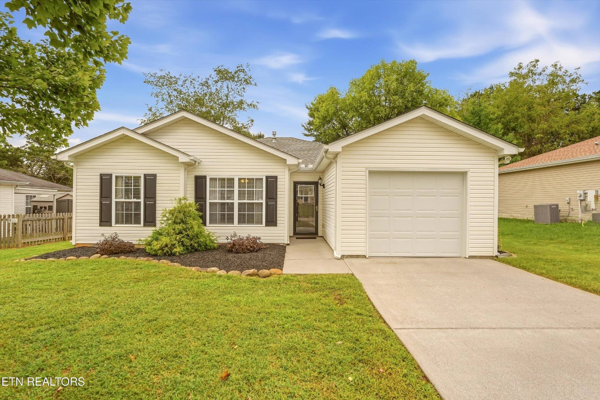 2326 Slate Valley Lane, Knoxville, TN 37923