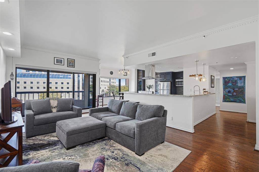 3030 Mckinney Avenue #404, Dallas, TX 75204