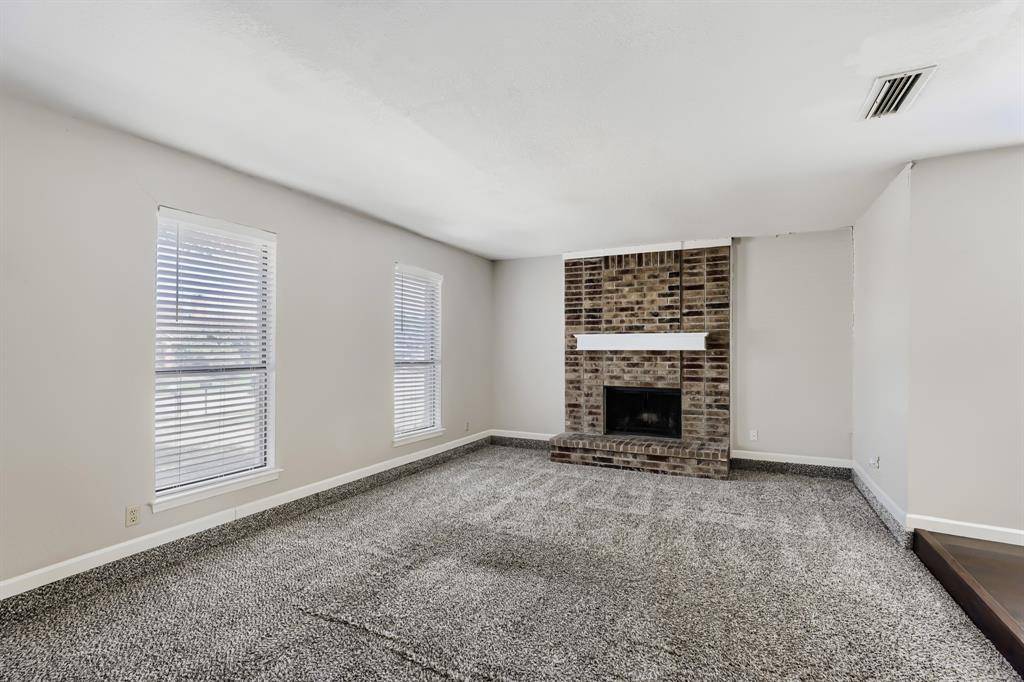 1012 Bellflower Drive, Carrollton, TX 75007