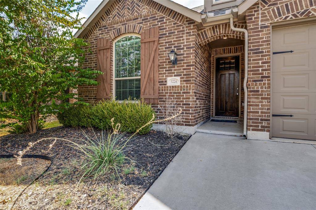 1224 Friesian Lane, Aubrey, TX 76227