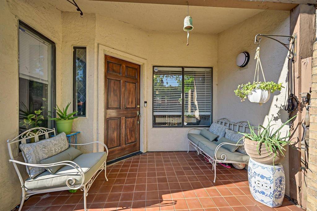 555 Ranch Trail #206, Irving, TX 75063