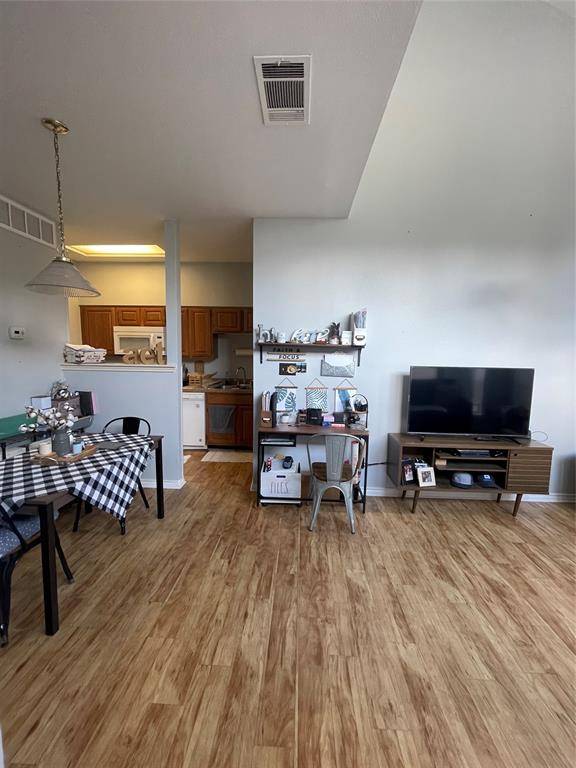 6220 Bentwood Trail #1401, Dallas, TX 75252