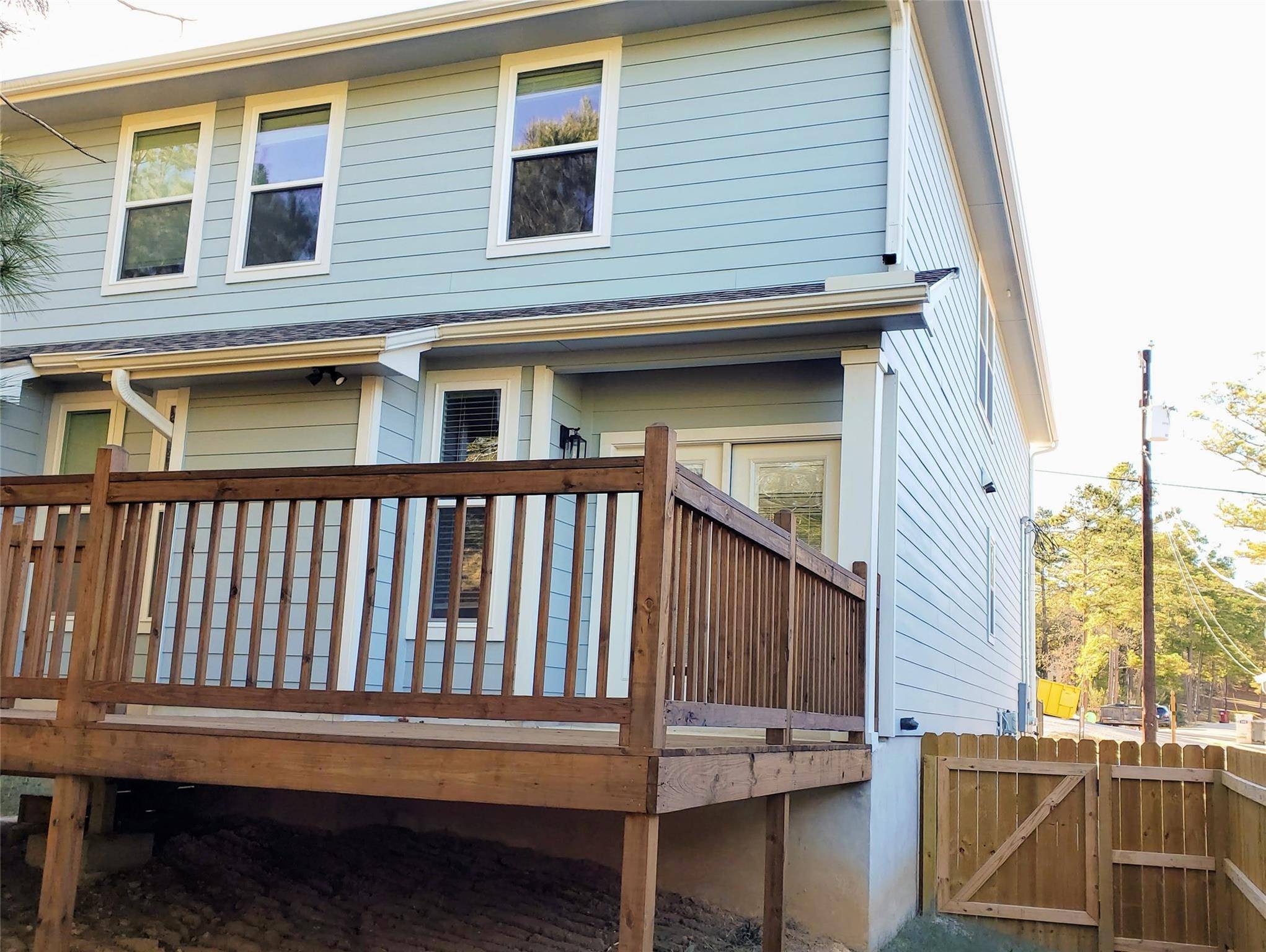121 N Pahihi DR #A, Bastrop, TX 78602