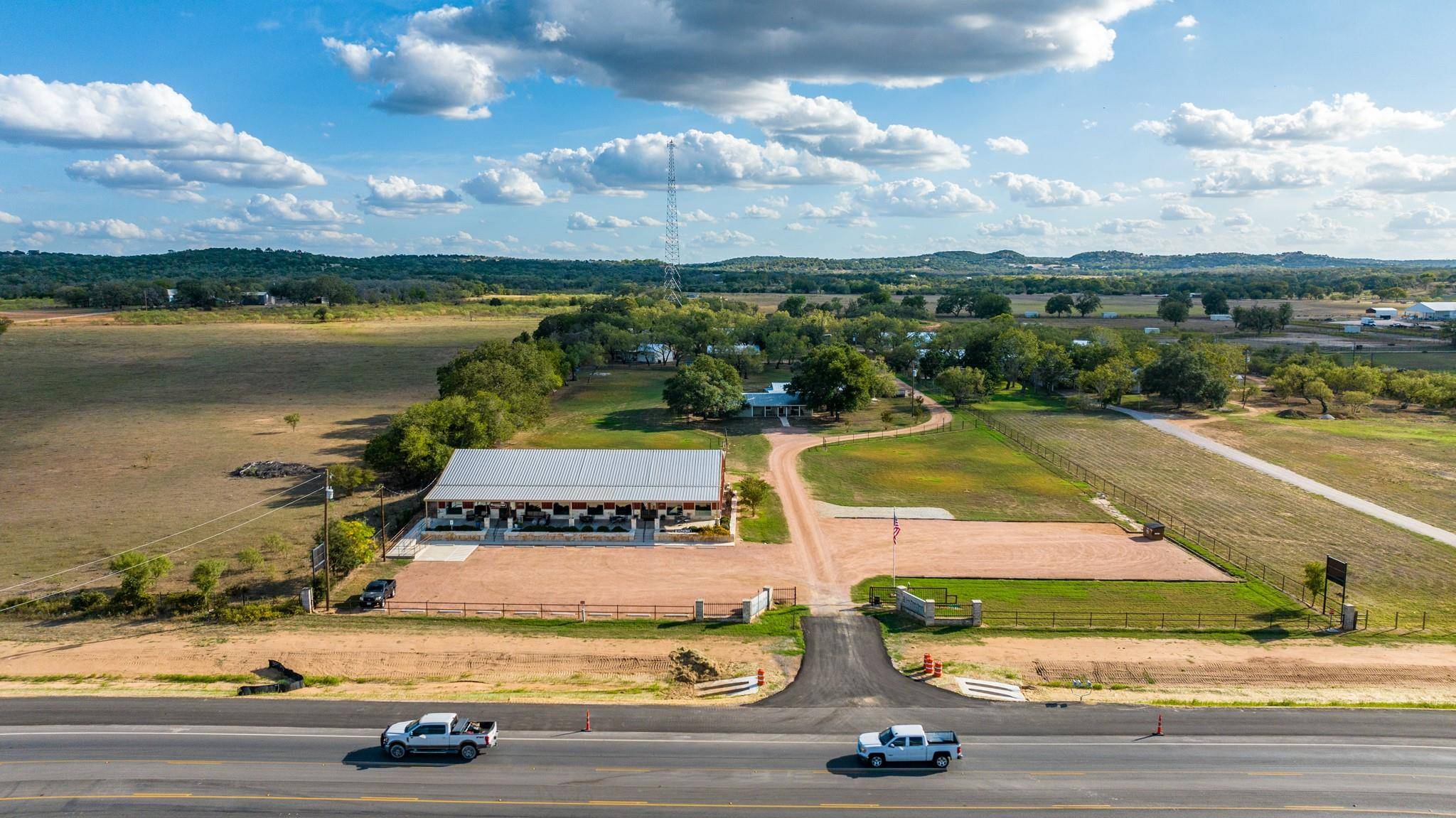 6009 E Us Highway 290, Fredericksburg, TX 78624