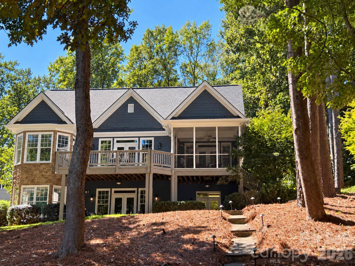 9040 Fair Oak DR, Sherrills Ford, NC 28673