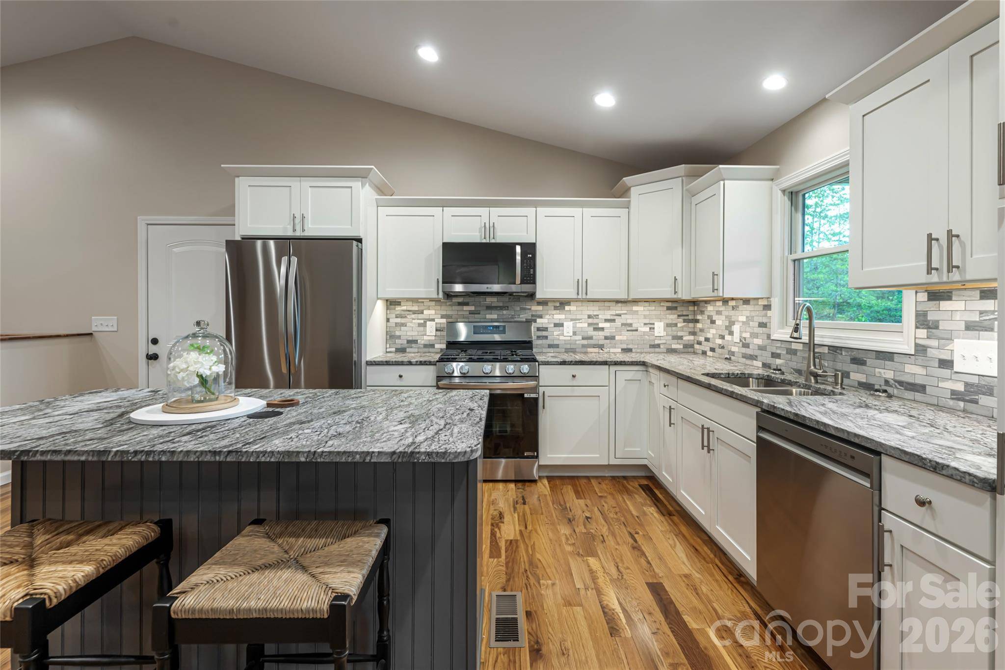 181 Flint Morgan RD, Mars Hill, NC 28754