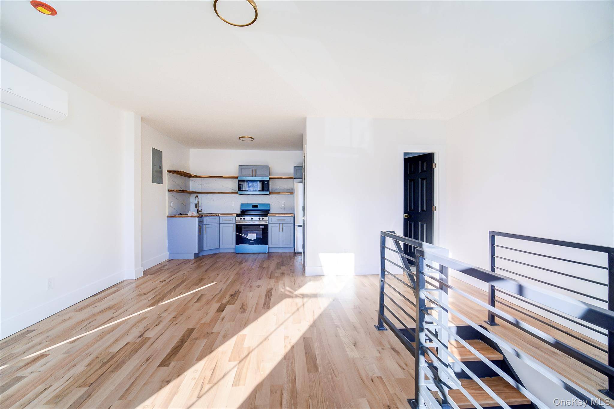 258-260 State ST #1, Hudson, NY 12534